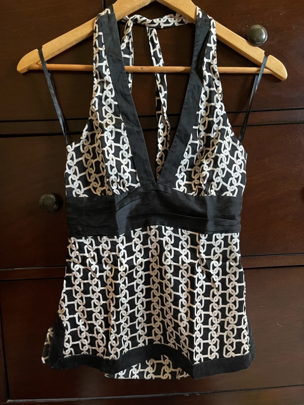 bebe Black and White Chain-Print Halter Tunic Top